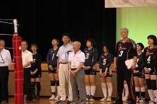 はつらつママさんバレー