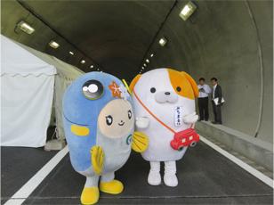 東海北陸自動車道4車線化ウォーキングイベント(良良ちゃん)